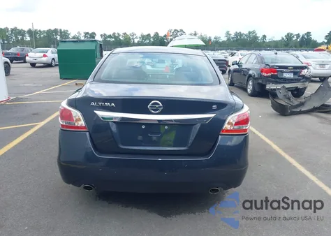 2015 Nissan Altima 2.5 S из США, поврежденный, VIN 1N4AL3AP4FN888942